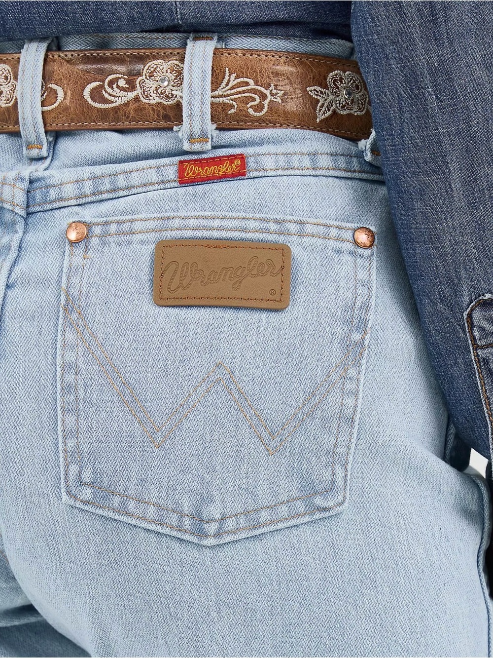 VINTAGE FIT WOMEN'S WRANGLER COWBOY CUT SLIM FIT JEAN